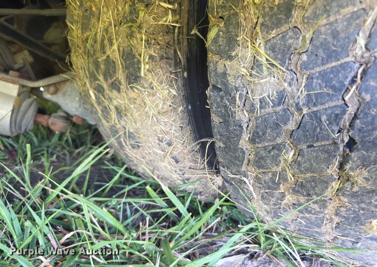 image for item EF3592 2015 Ford E450 ambulance