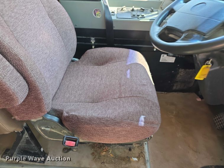 image for item EF3627 2009 Blue Bird Vision school bus