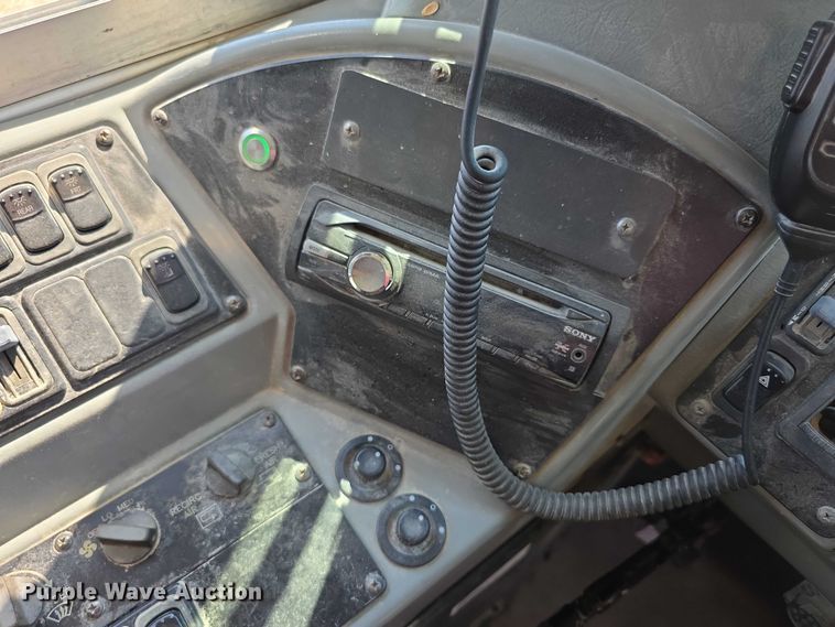 image for item EF3627 2009 Blue Bird Vision school bus