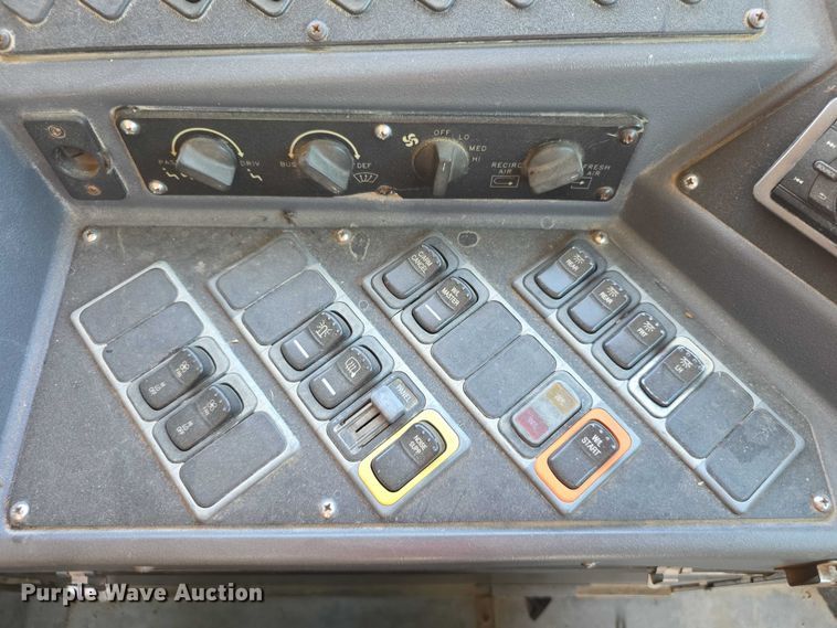 image for item EF3628 2011 Blue Bird Vision school bus