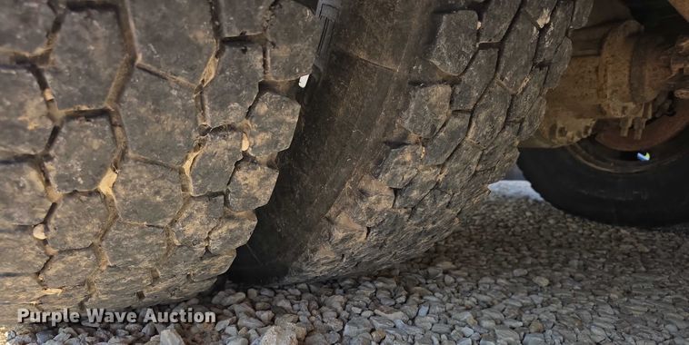 image for item EF3628 2011 Blue Bird Vision school bus