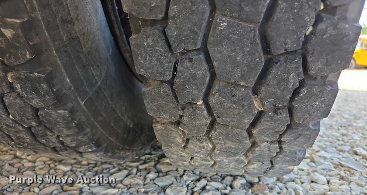 image for item EF3628 2011 Blue Bird Vision school bus