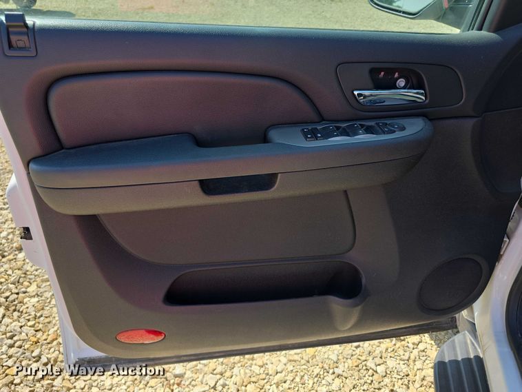 image for item EF3629 2008 Chevrolet Suburban 1500 SUV