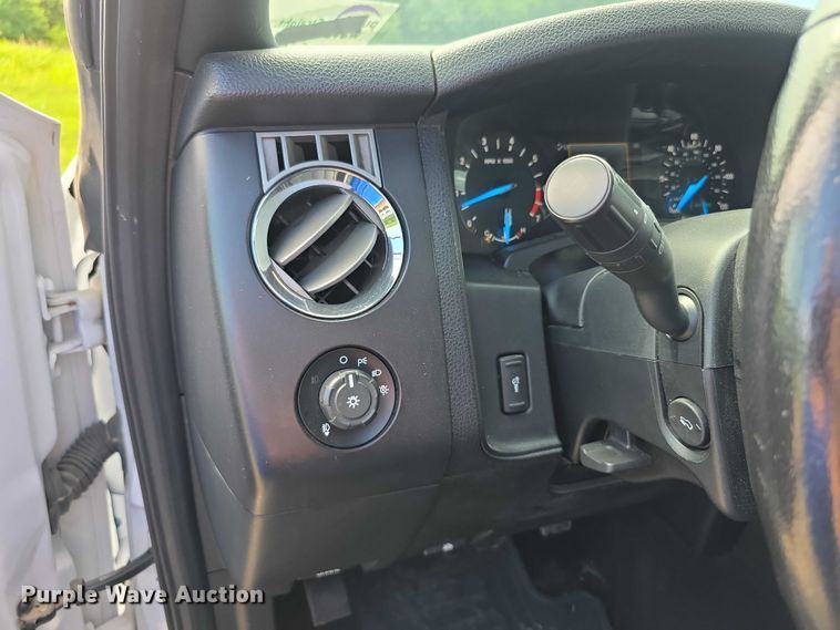 image for item EF3665 2016 Ford Expedition SUV