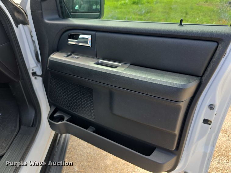 image for item EF3665 2016 Ford Expedition SUV