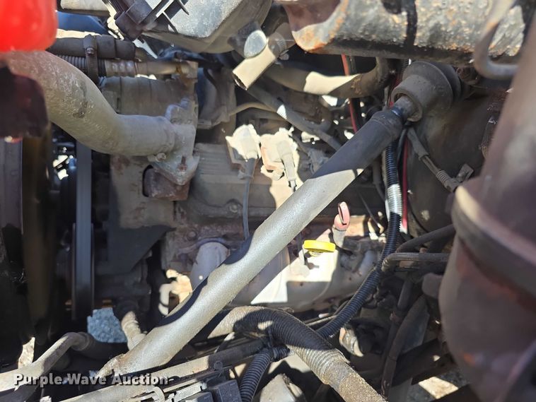 image for item EF3670 2004 GMC C5500 dump truck