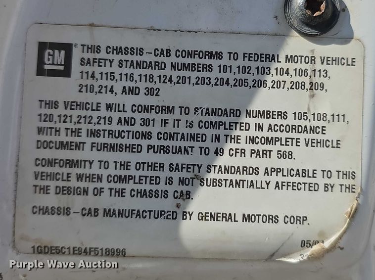 image for item EF3670 2004 GMC C5500 dump truck