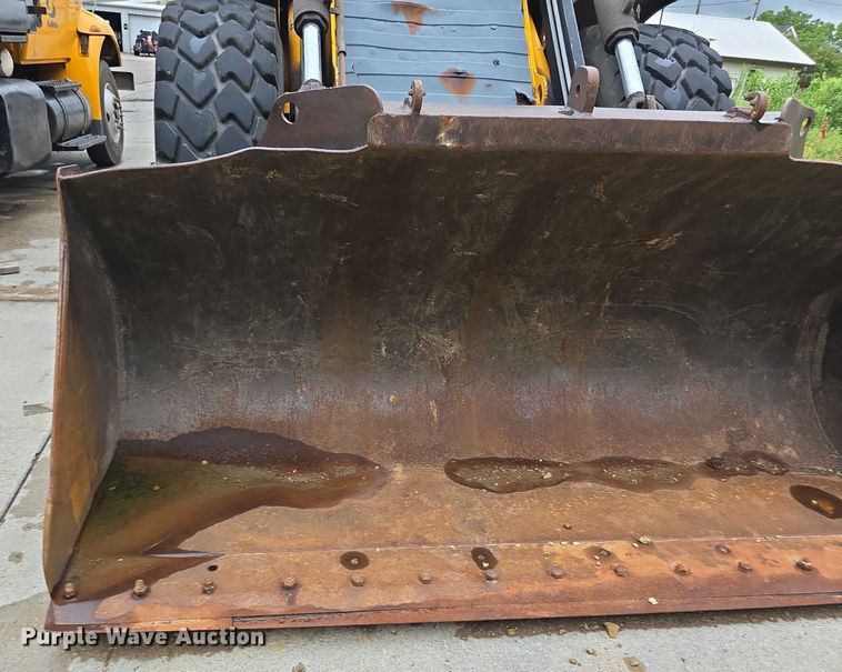 image for item EF3698 1999 JCB 426B wheel loader