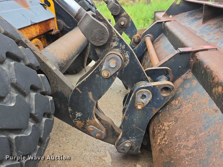 image for item EF3698 1999 JCB 426B wheel loader