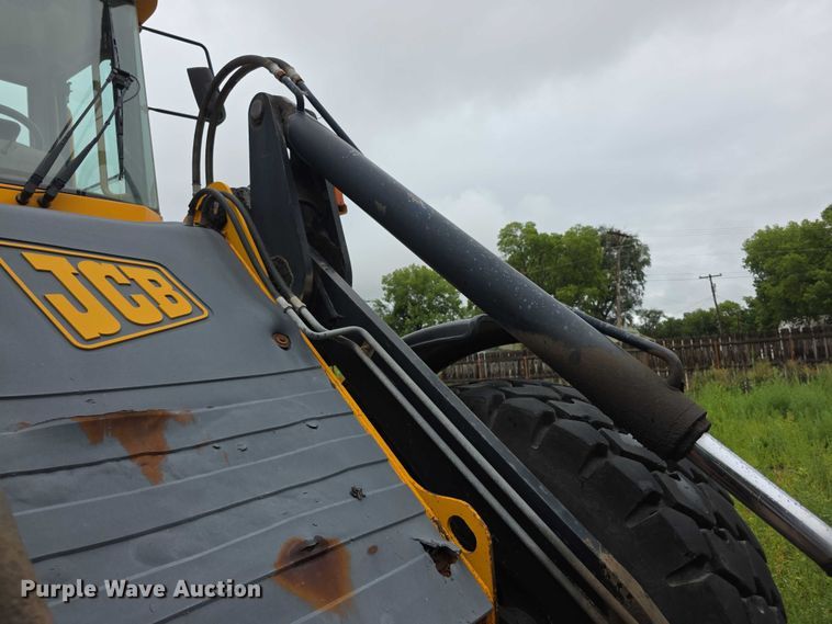 image for item EF3698 1999 JCB 426B wheel loader