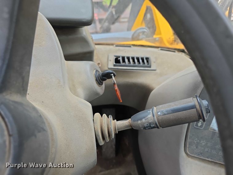 image for item EF3698 1999 JCB 426B wheel loader