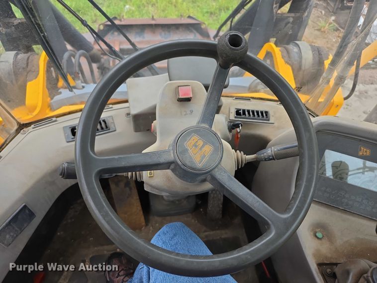 image for item EF3698 1999 JCB 426B wheel loader