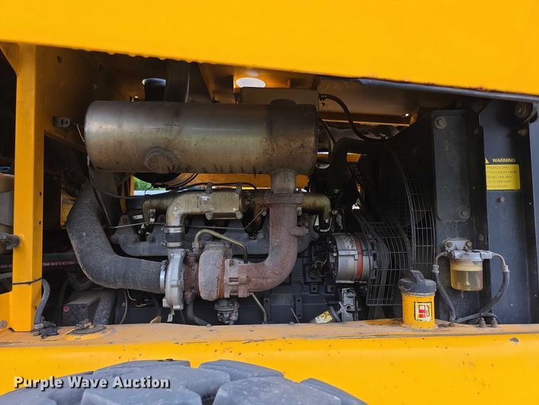 image for item EF3698 1999 JCB 426B wheel loader