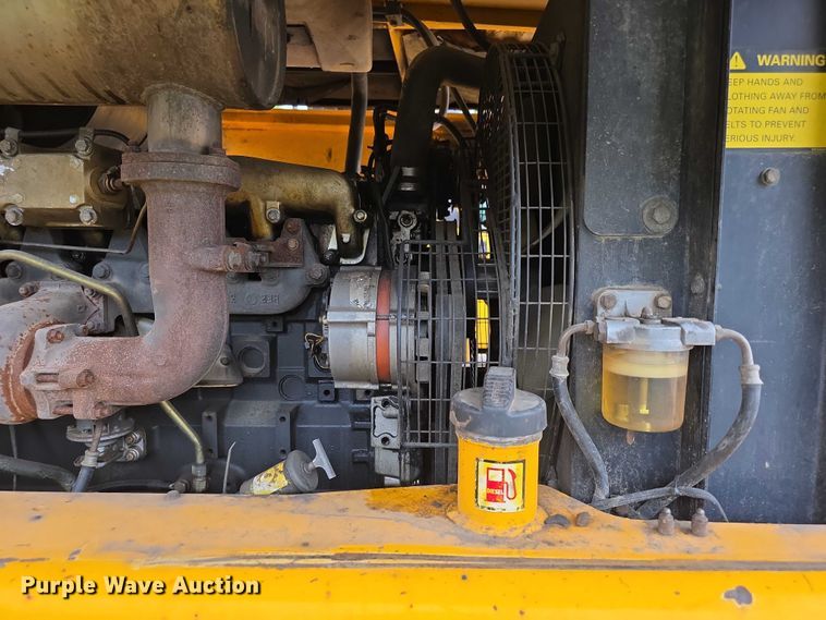 image for item EF3698 1999 JCB 426B wheel loader