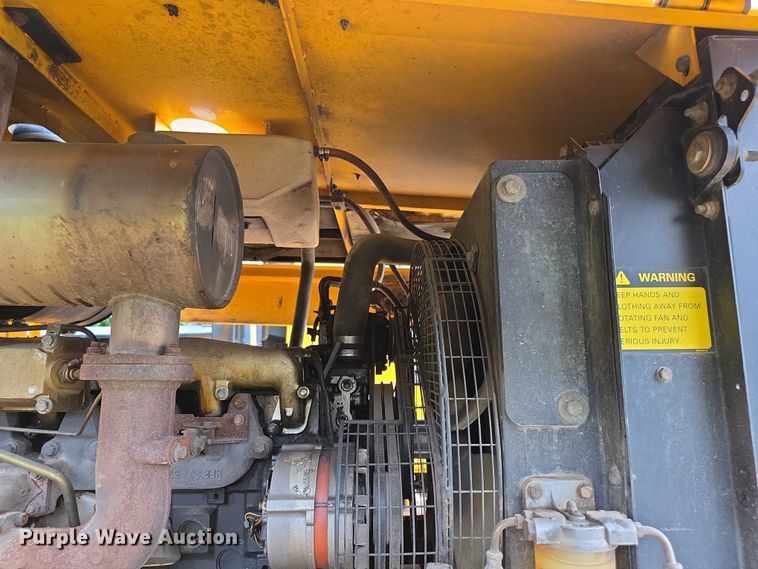 image for item EF3698 1999 JCB 426B wheel loader