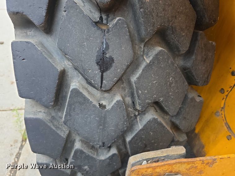 image for item EF3698 1999 JCB 426B wheel loader