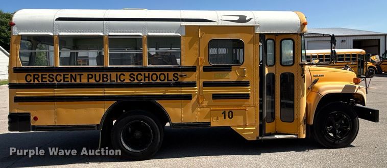 image for item EJ4717 1996 Chevrolet school bus