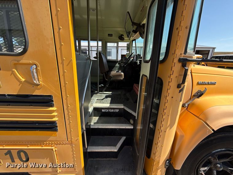 image for item EJ4717 1996 Chevrolet school bus