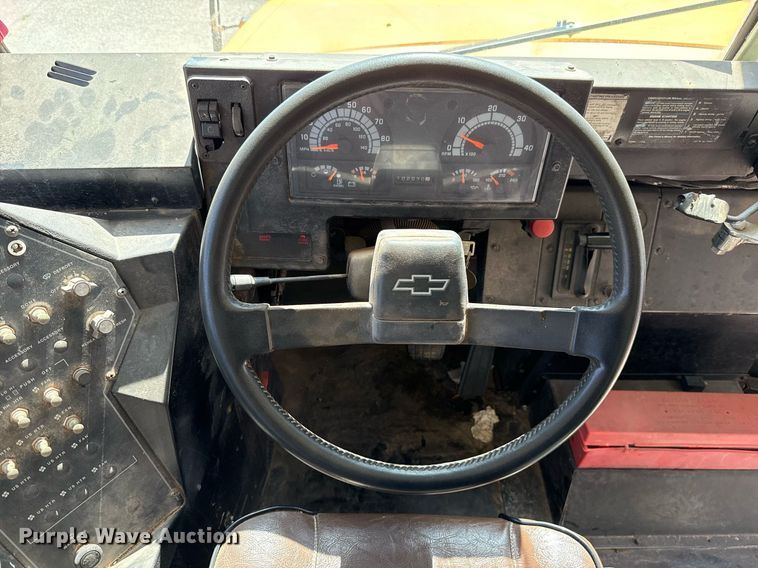 image for item EJ4717 1996 Chevrolet school bus