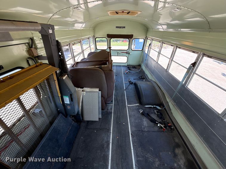 image for item EJ4717 1996 Chevrolet school bus