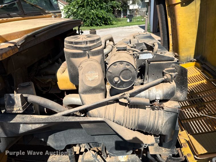 image for item EJ4717 1996 Chevrolet school bus