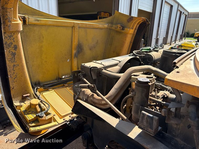 image for item EJ4717 1996 Chevrolet school bus