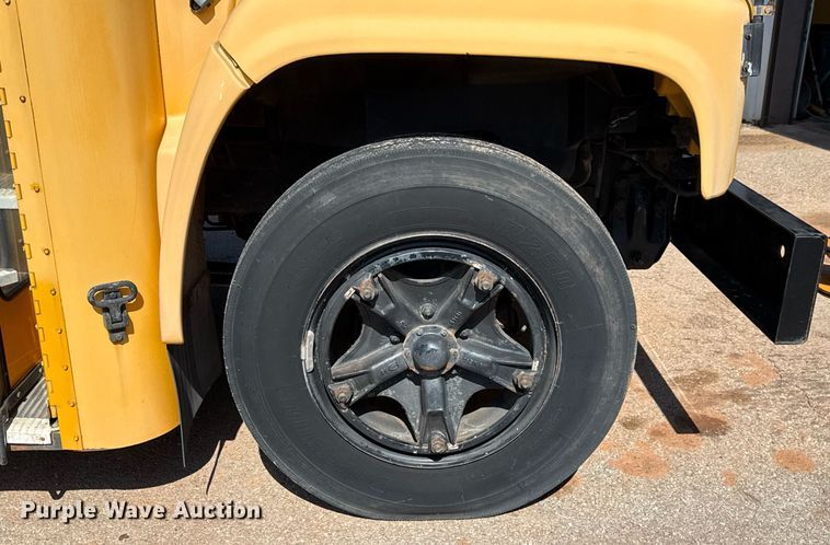 image for item EJ4717 1996 Chevrolet school bus