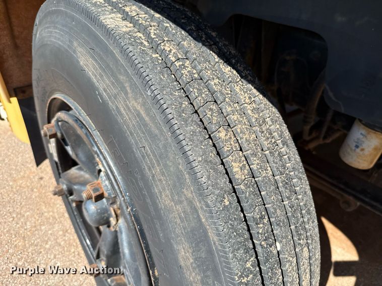 image for item EJ4717 1996 Chevrolet school bus