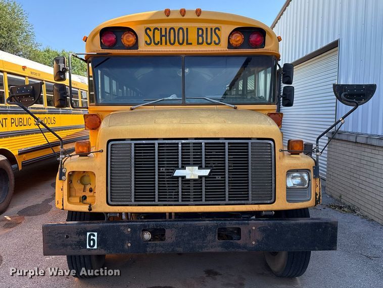 image for item EJ4718 1999 Blue Bird school bus