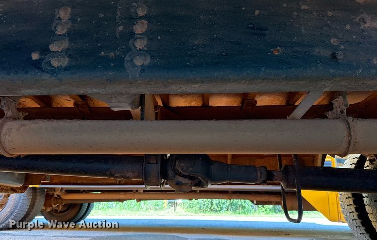 image for item EJ4718 1999 Blue Bird school bus