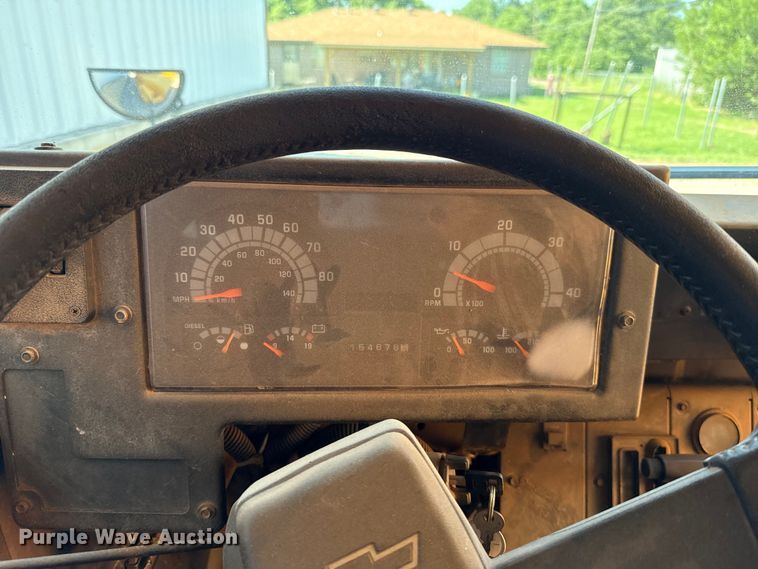 image for item EJ4718 1999 Blue Bird school bus