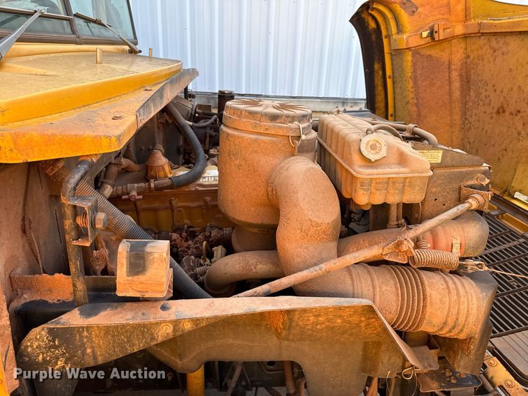 image for item EJ4718 1999 Blue Bird school bus