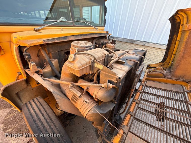 image for item EJ4718 1999 Blue Bird school bus