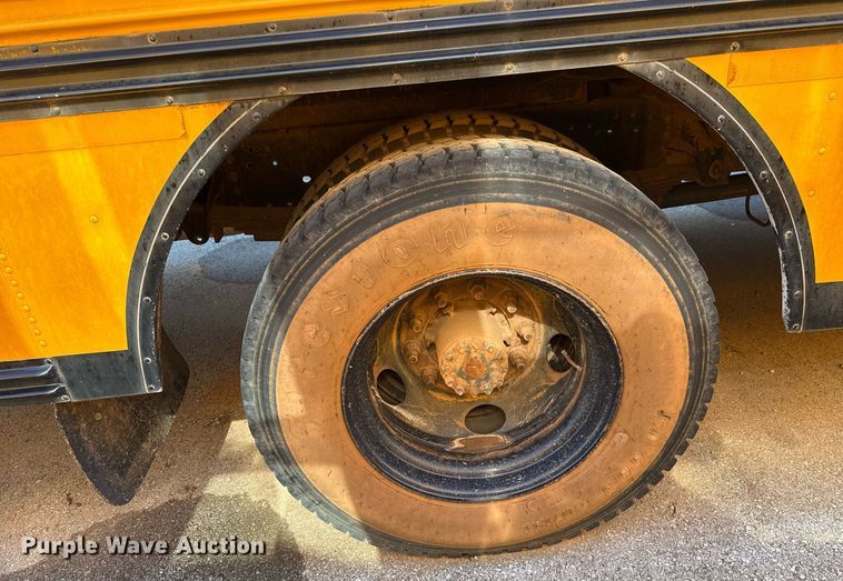 image for item EJ4718 1999 Blue Bird school bus