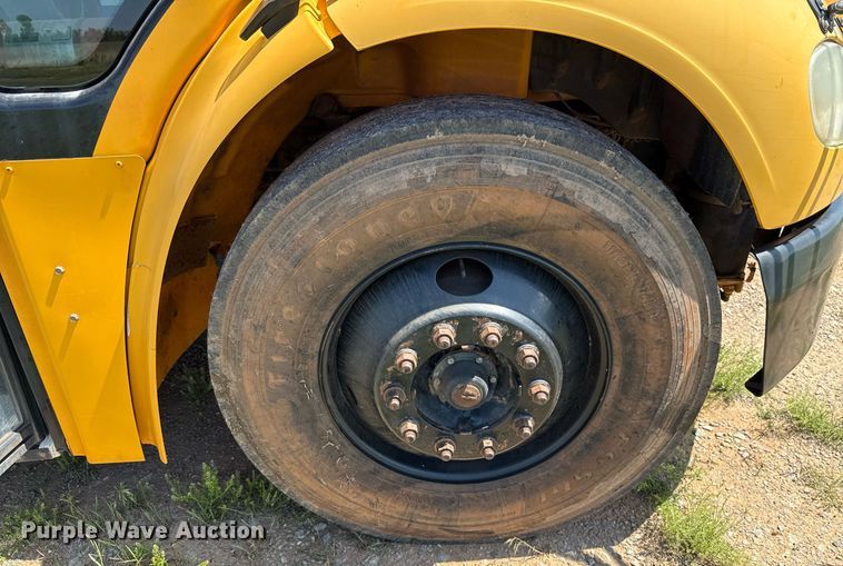 image for item EJ4720 2008 Thomas Built school bus