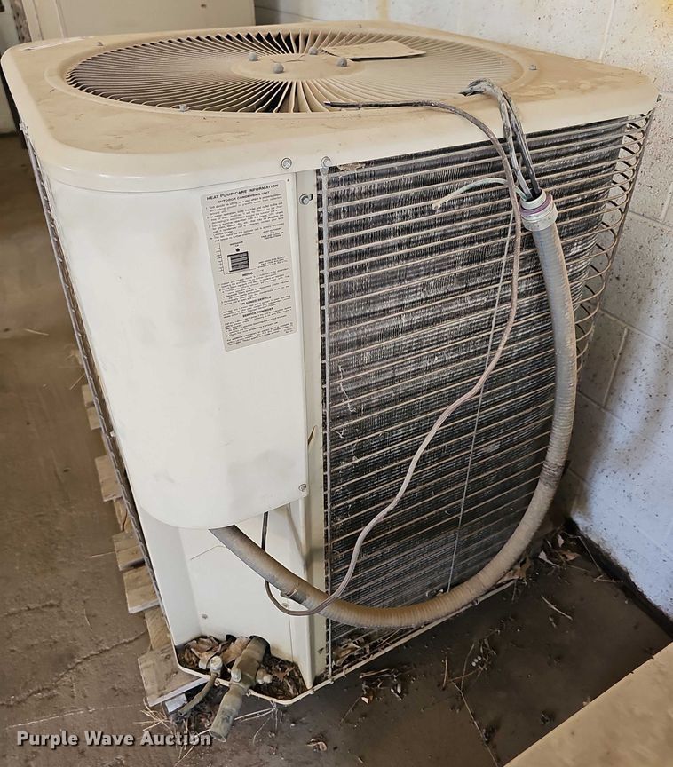 image for item EK5375 (2) Lennox air conditioner units