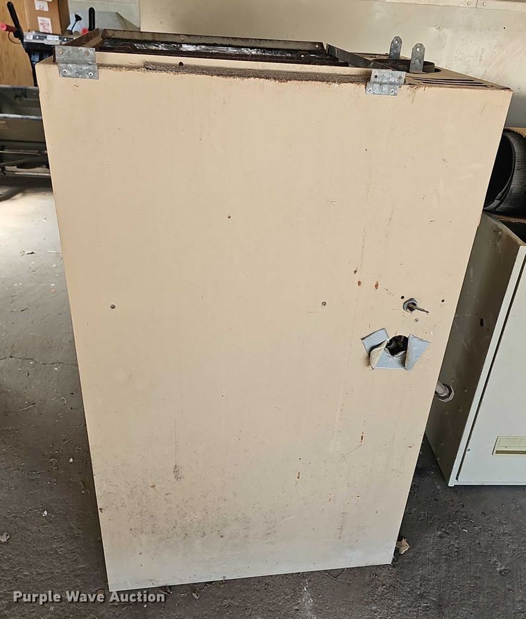 image for item EK5376 Approximately 6 HVAC units