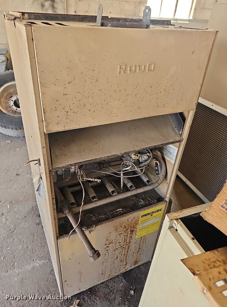 image for item EK5376 Approximately 6 HVAC units