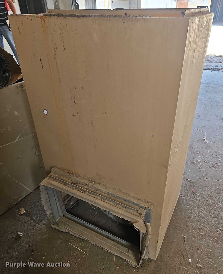 image for item EK5376 Approximately 6 HVAC units