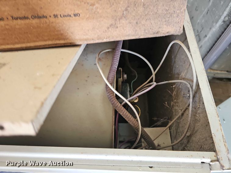 image for item EK5376 Approximately 6 HVAC units