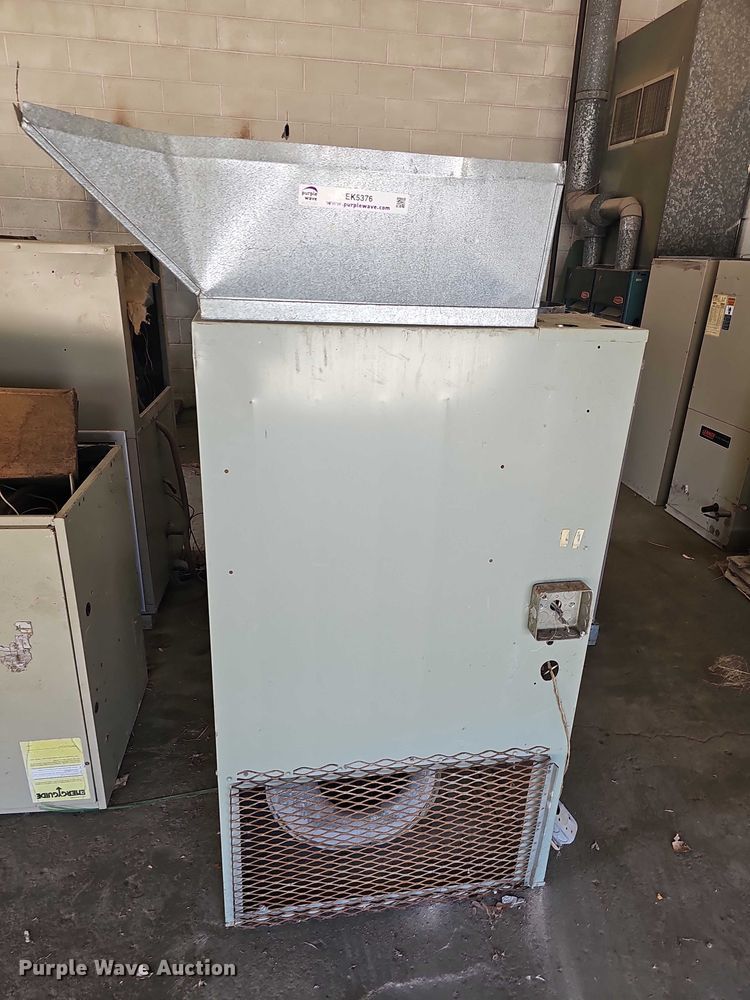 image for item EK5376 Approximately 6 HVAC units