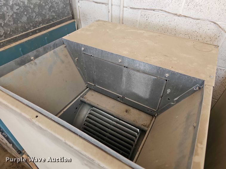 image for item EK5376 Approximately 6 HVAC units