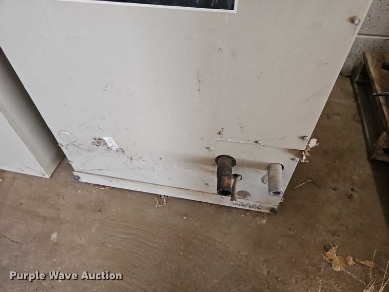 image for item EK5376 Approximately 6 HVAC units