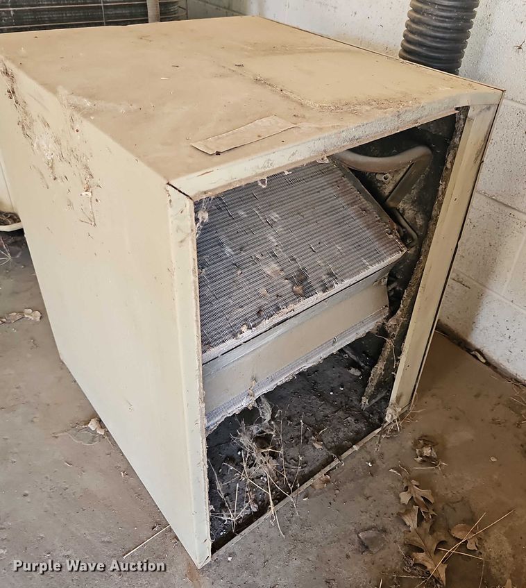 image for item EK5376 Approximately 6 HVAC units