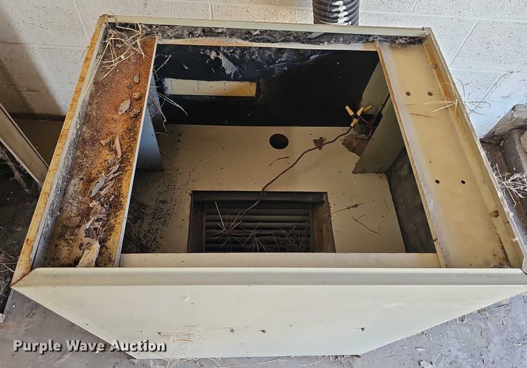 image for item EK5376 Approximately 6 HVAC units