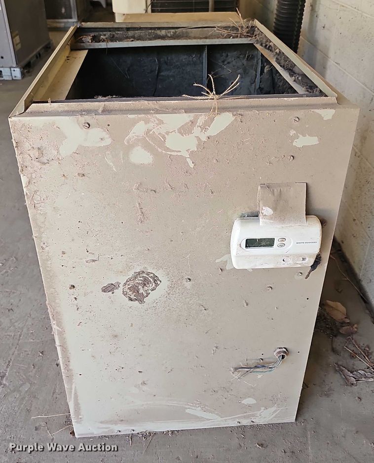 image for item EK5376 Approximately 6 HVAC units