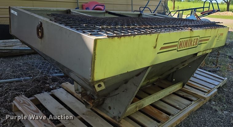 image for item EK5397 Hiniker SS  spreader 