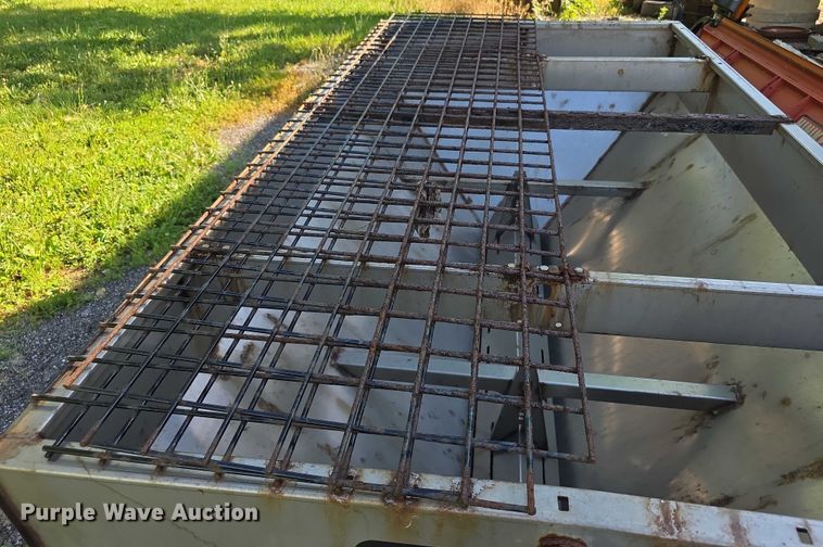 image for item EK5397 Hiniker SS  spreader 