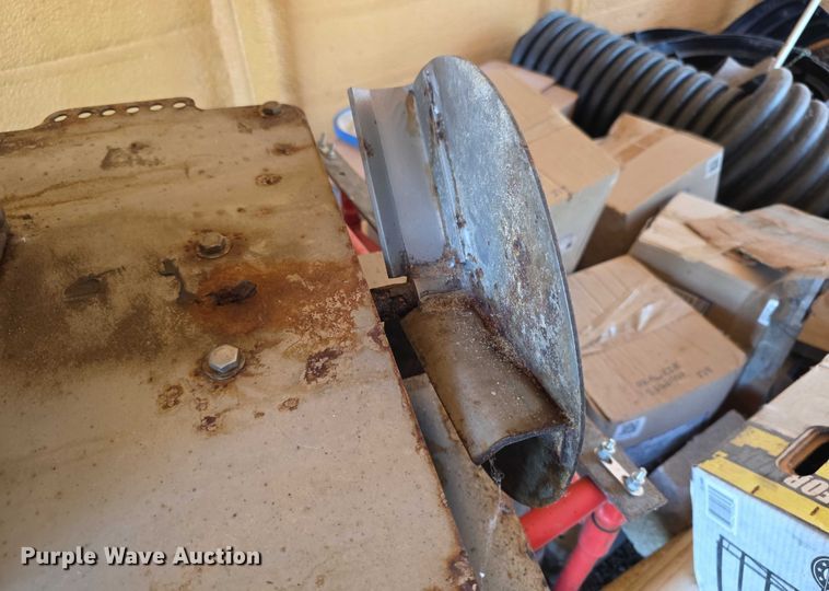 image for item EK5397 Hiniker SS  spreader 