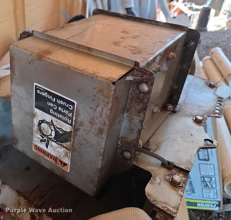 image for item EK5397 Hiniker SS  spreader 